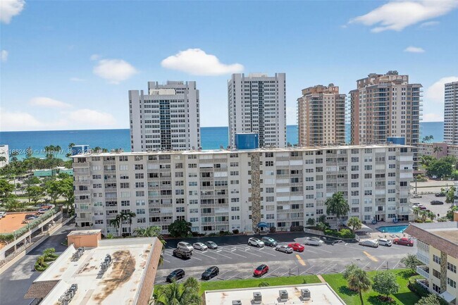 Building Photo - 1893 S Ocean Dr