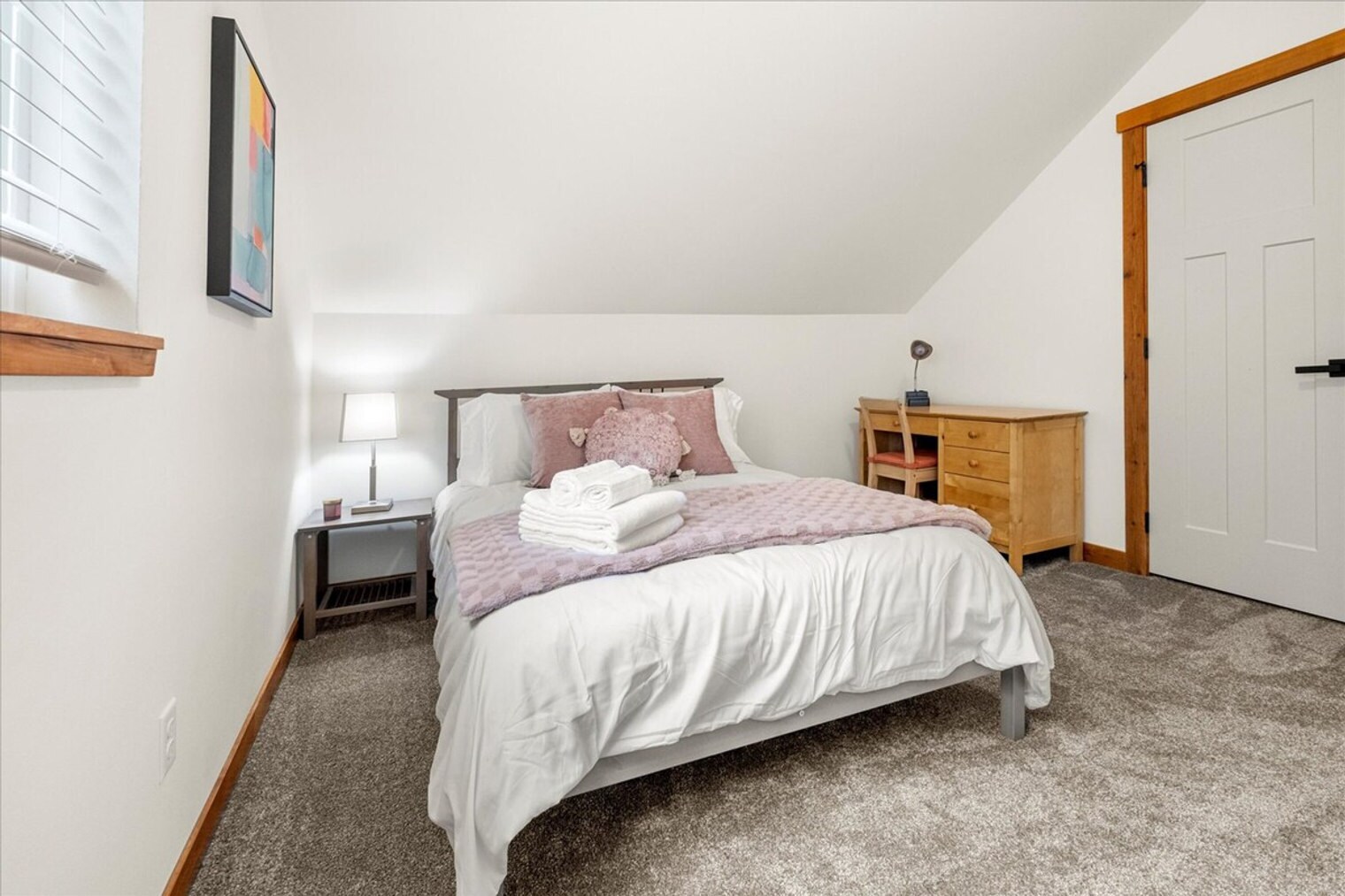 Building Photo - 308 Paradise Dr