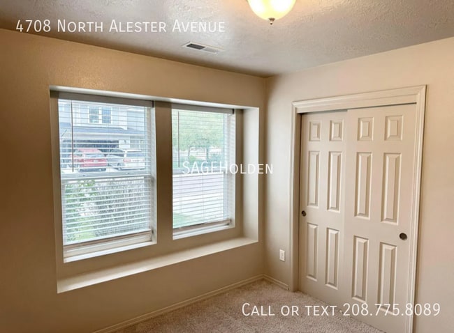 Building Photo - 4708 N Alester Ave