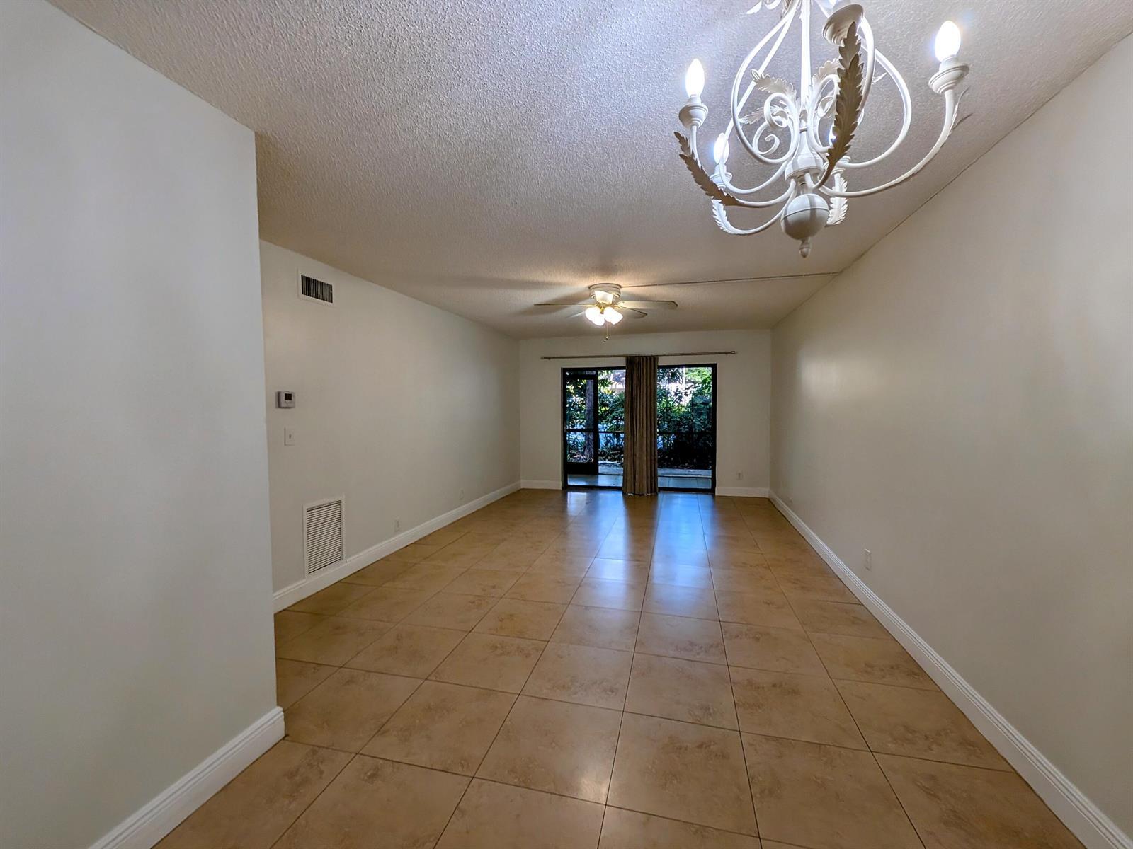 Building Photo - 3119 Oakland Shores Dr