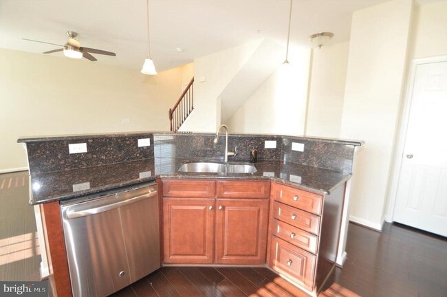 Building Photo - 24646 Jackalope Terrace