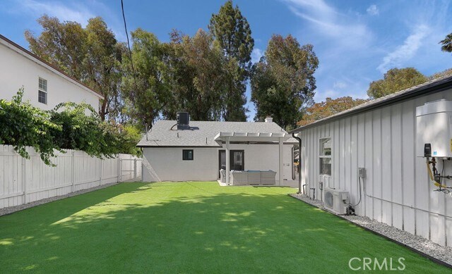 Building Photo - 22054 Avenue San Luis