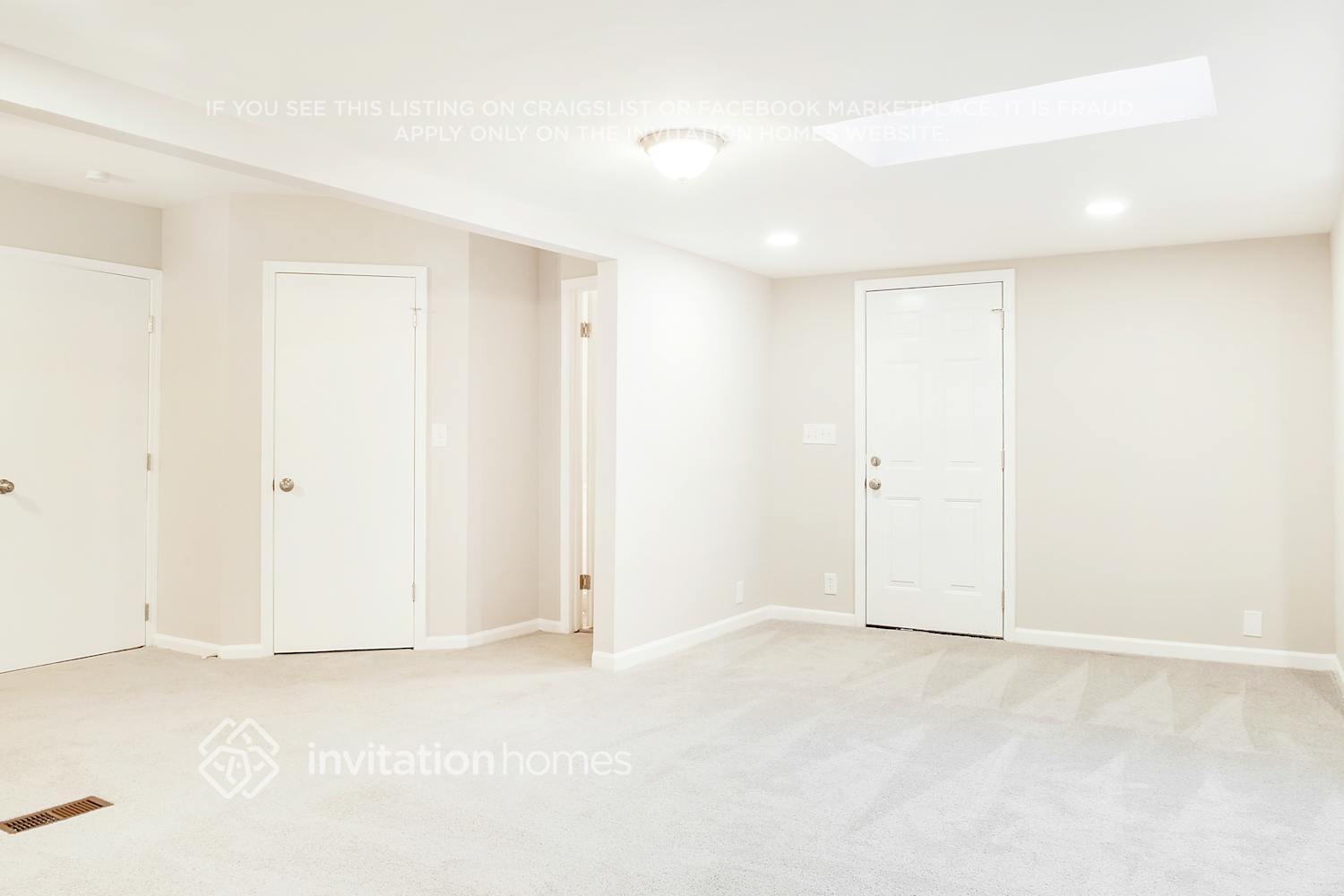 Building Photo - 1804 Glenhaven Cir