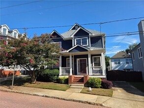 Building Photo - 136 Crumley St SE