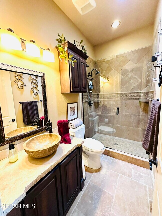 Building Photo - 6268 Wildwood Ct