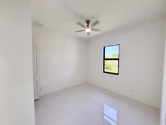 Building Photo - 4226 NW 32nd St
