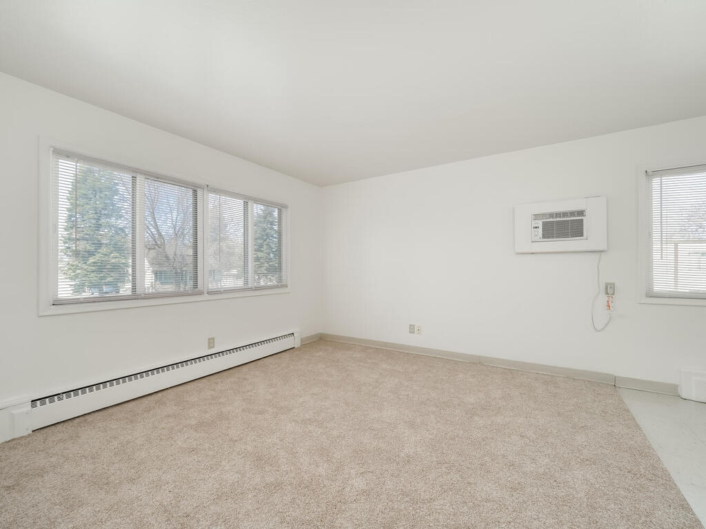 Building Photo - 4965 3rd St NE