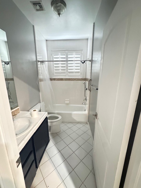 Building Photo - 518 S Helberta Ave