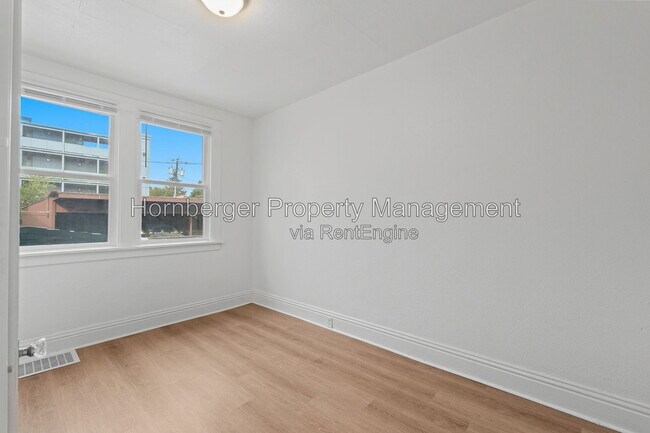 Building Photo - 1509 N Wall St