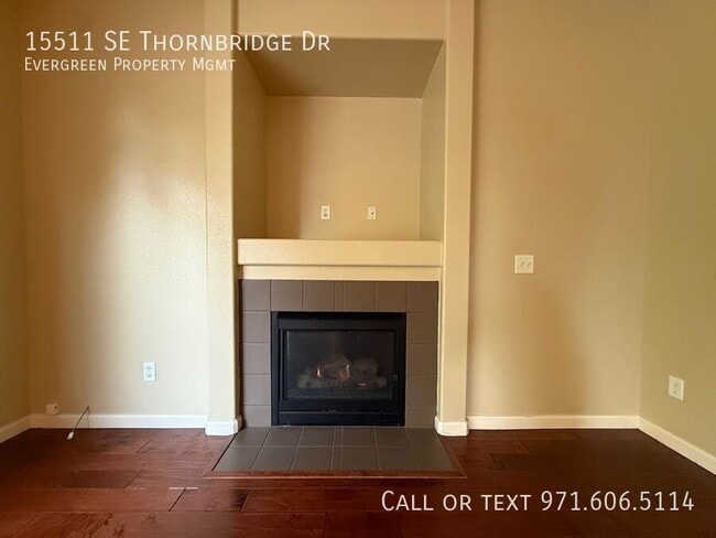 Building Photo - 15511 SE Thornbridge Dr