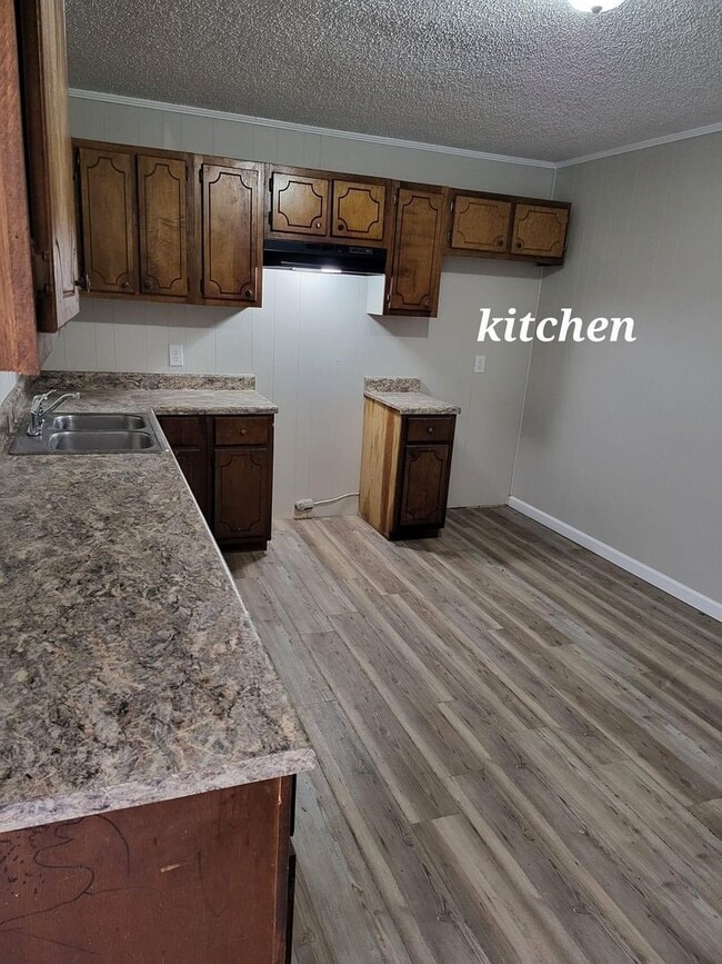 Building Photo - 2-Bed 1.5-Bath Townhome Available Soon!