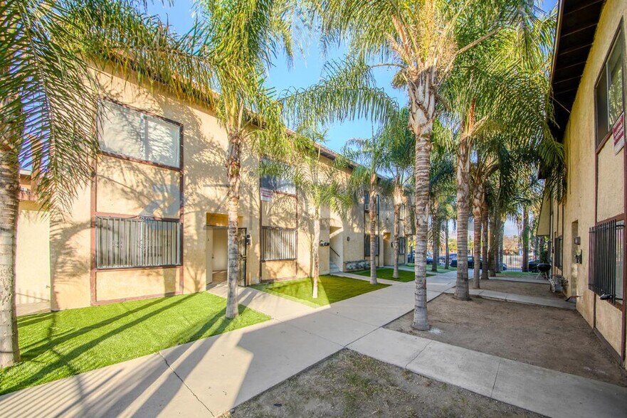 Building Photo - 1428 Sepulveda Ave