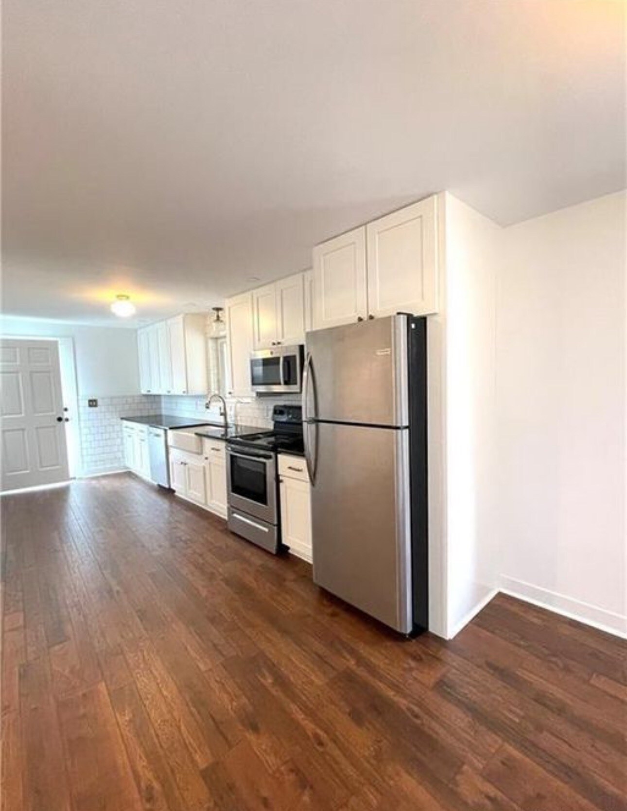 Building Photo - 20 Jackson Ave