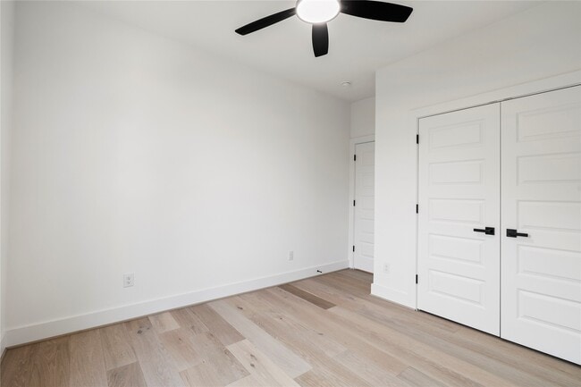 Building Photo - 4108 Cortlandt St