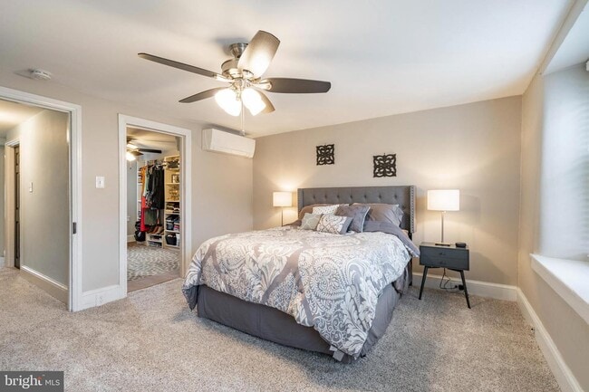 Building Photo - 225 W 6th Ave