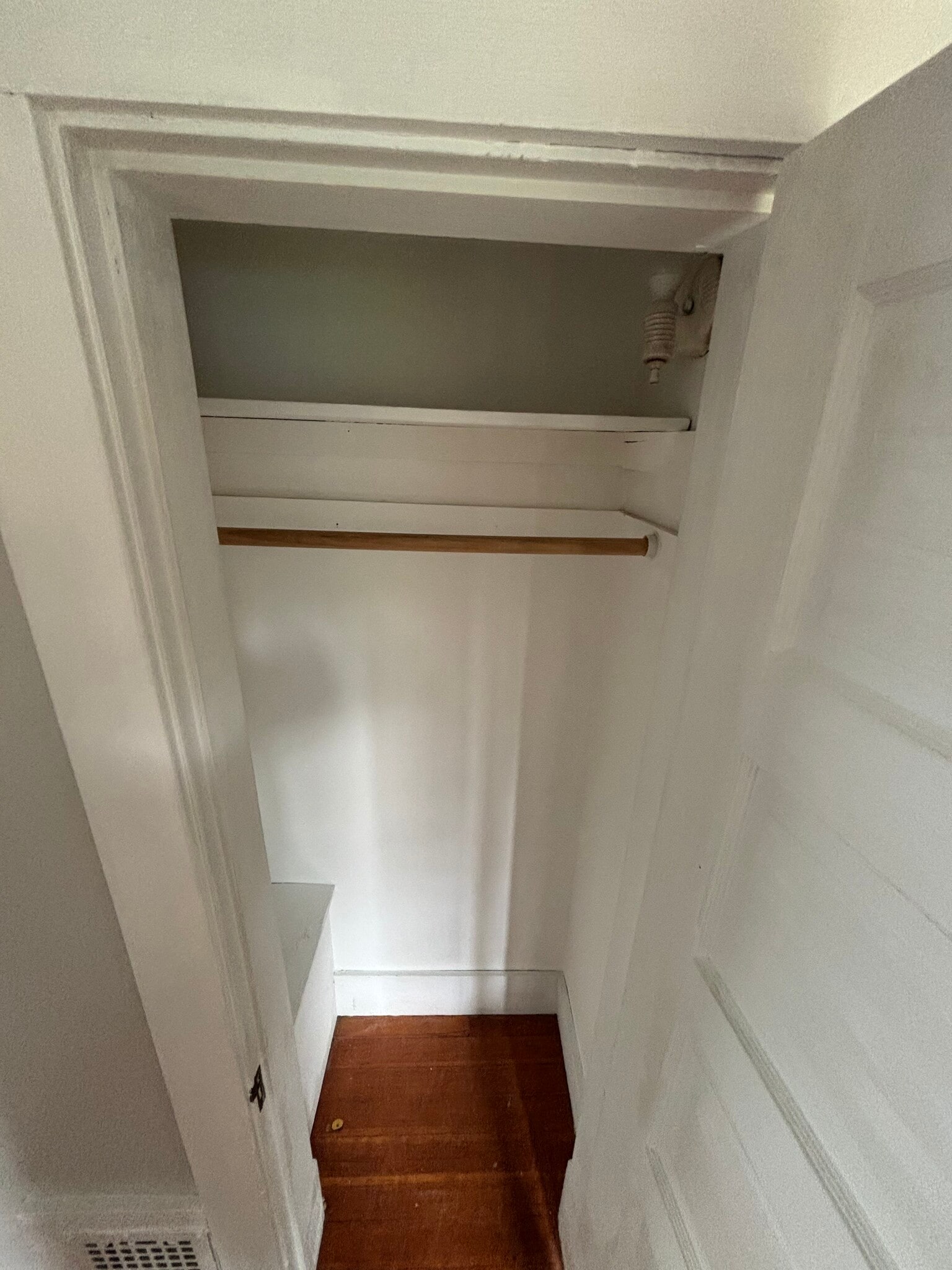 Building Photo - 87 Highland Ave