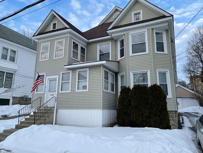 Building Photo - 13 Mcclellan Ave