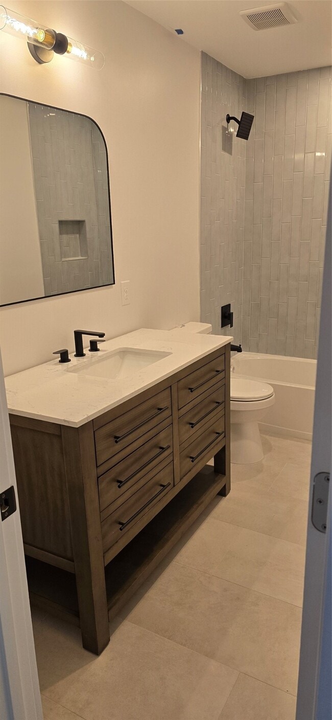 Building Photo - 1403 Bramblebury Dr