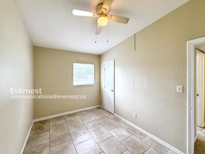 Building Photo - 2925 N 46th St