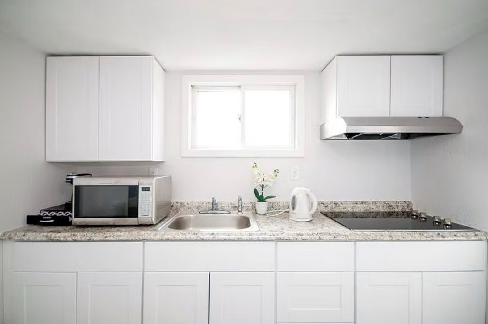 Building Photo - 243 Princeton St