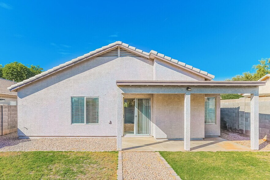 Building Photo - 741 S Monte Vista St