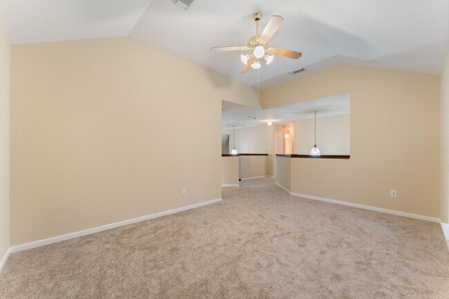 Building Photo - 1835 Taylor Creek Dr