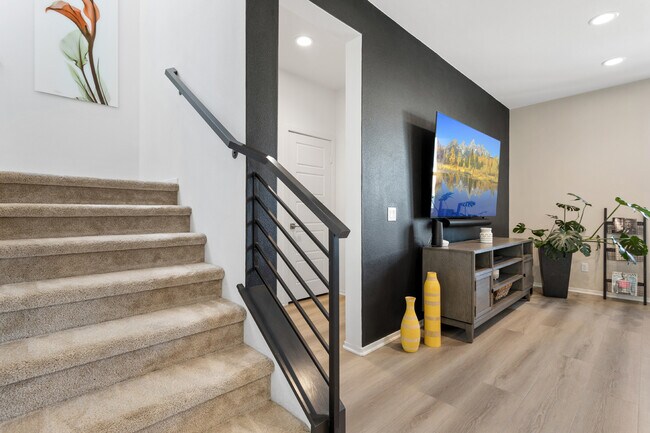 Building Photo - 9548 Greenley Pl