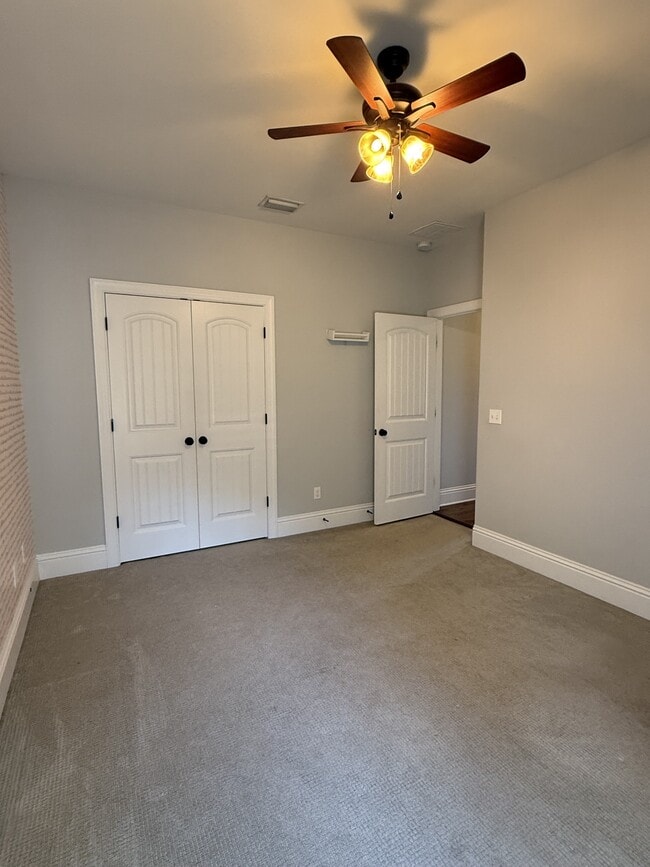Building Photo - 92 Arbor View Dr