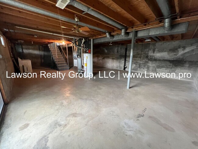 Building Photo - Very Nice Updated Ranch in Salem (Glenvar ...