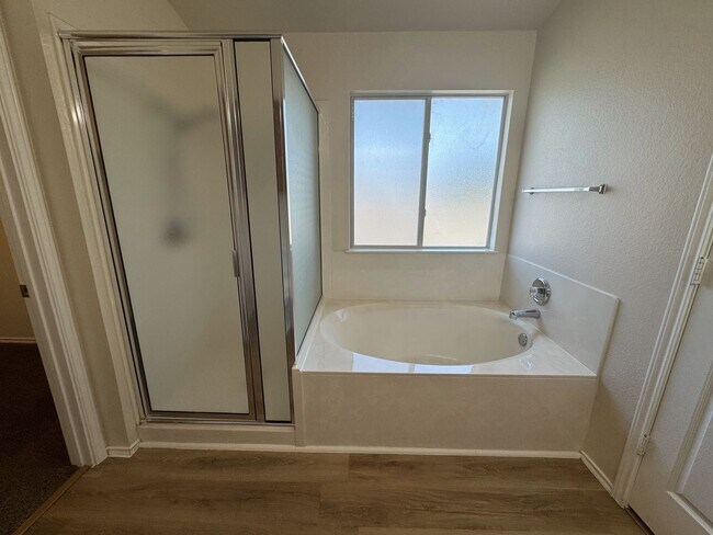 Building Photo - 5203 Causeway Ct