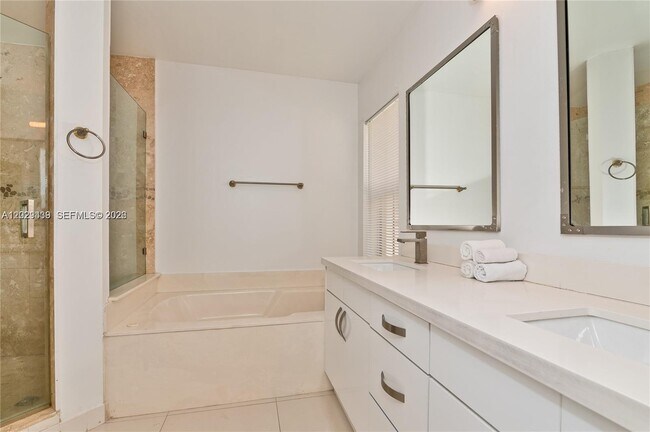 Building Photo - 889 Sand Creek Cir