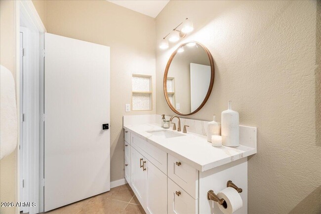 Building Photo - 9600 N 96th St