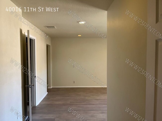 Building Photo - 40016 11th St W