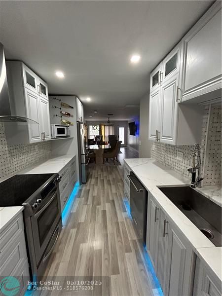 Building Photo - 13363 Pineapple Palm Ct