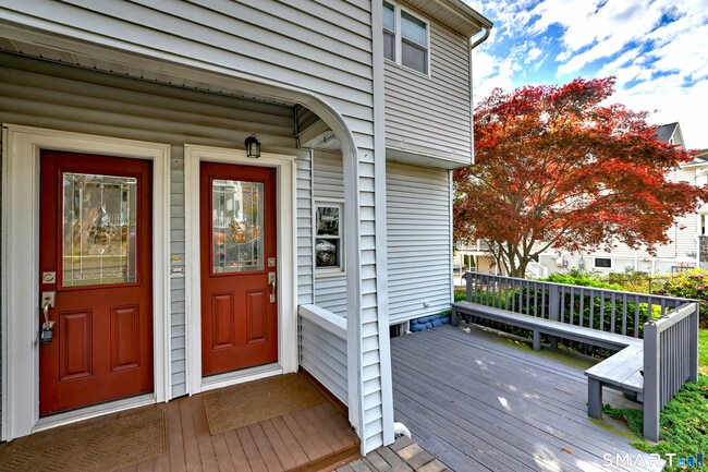 Building Photo - 83 Hawley Ave
