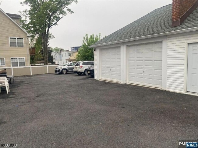 Building Photo - 29 High St