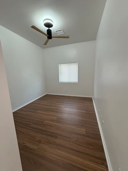 Room 1 - 6446 Palm View Ave
