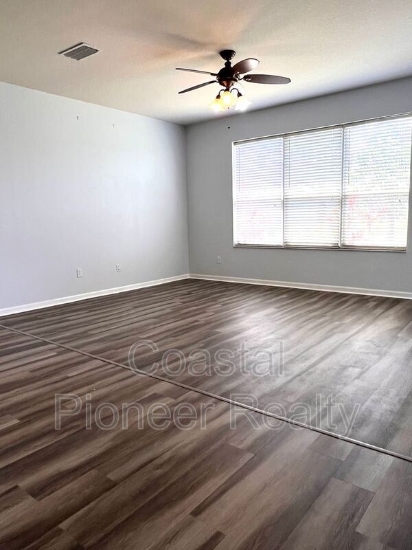 Building Photo - 11404 Misty Isle Ln