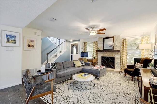 Building Photo - 9019 Wagtail Dr