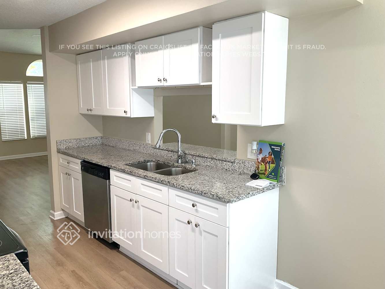 Building Photo - 1037 Whittier Cir