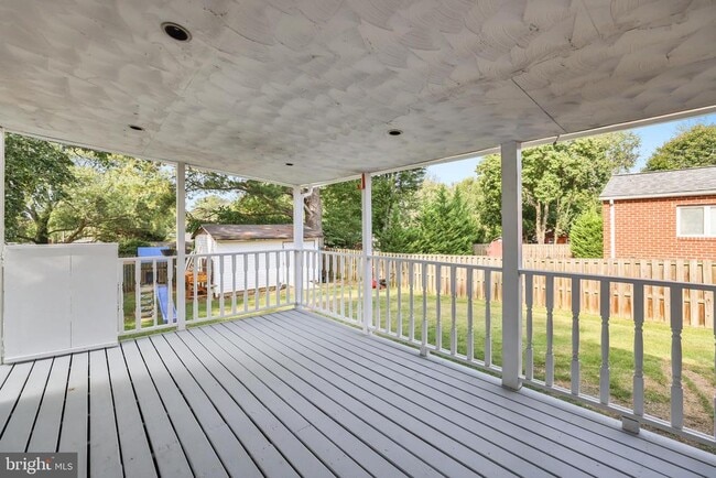 Building Photo - 10802 Blossom Ln