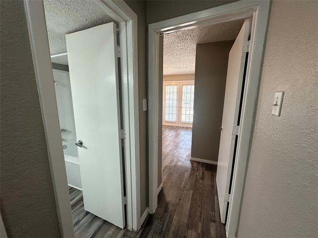 Building Photo - 9823 Summerwood Cir