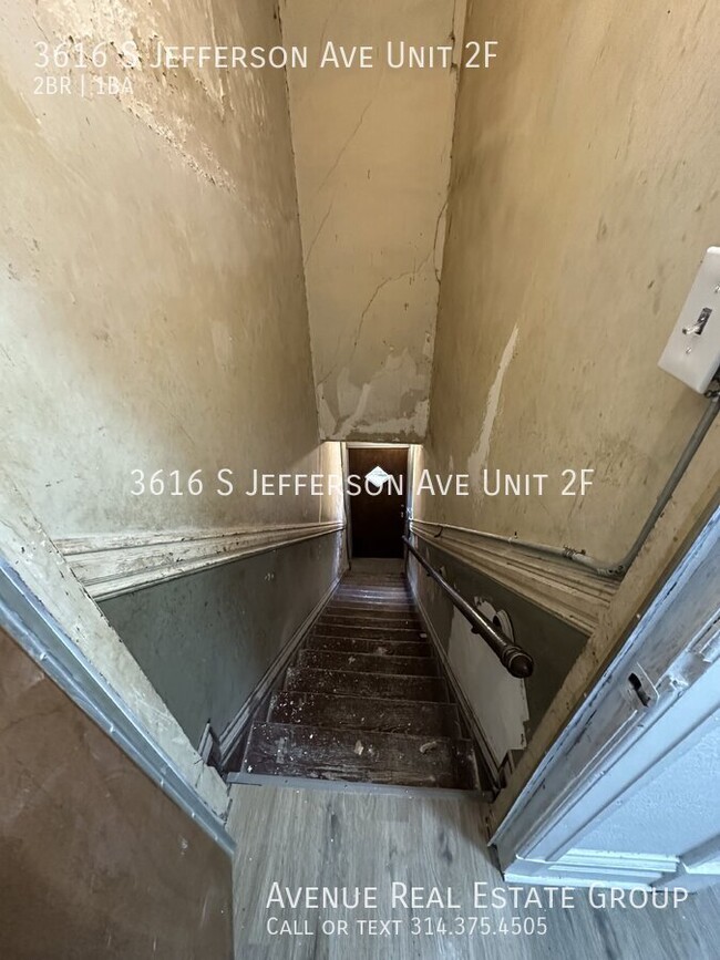 Building Photo - Spacious 2-Bedroom 1-Bathroom in Saint Lou...