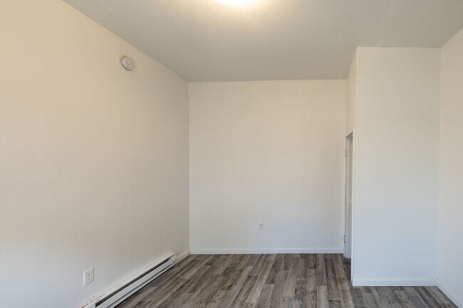 Building Photo - 2 BED 1 BATH HOME IN POCATELLO - AVAILABLE NOW