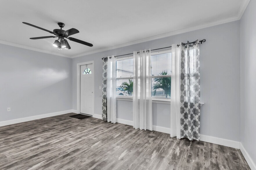 Living Room - 5850 18th St N