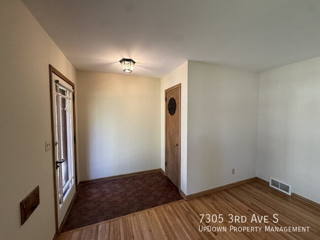 Building Photo - 7305 3rd Ave S