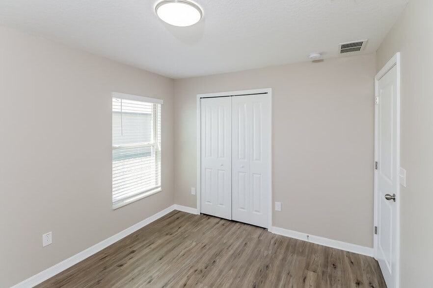 Building Photo - 3189 Lytton Hall Dr