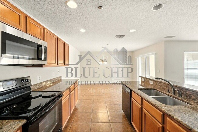Building Photo - 13800 Golden Russet Dr