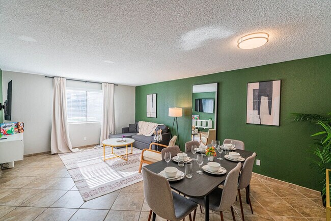 Building Photo - 8550 E McDowell Rd