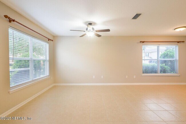 Building Photo - 1500 Calming Water Dr